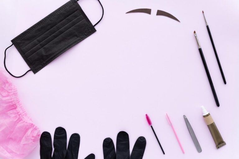 Welche Materialien und Werkzeuge werden für das Brow Lifting benötigt