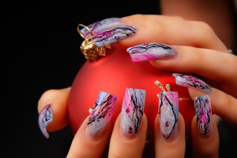 Grundlagen der Nagelverlängerung: Acryl, Gel und Polygel