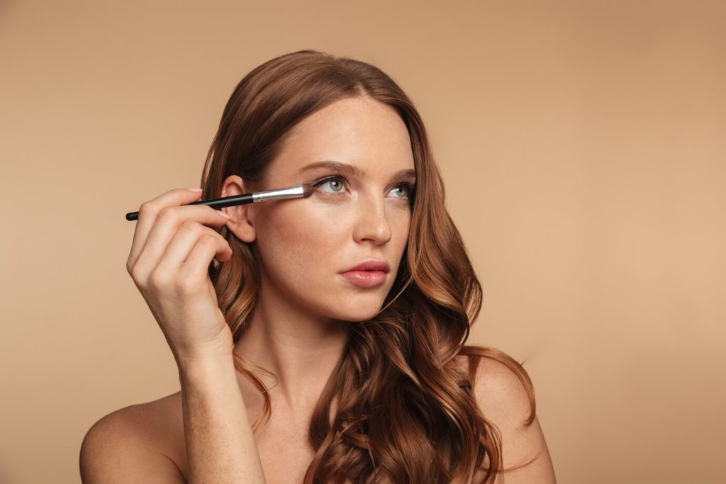 Ausdrucksstarke Augen mit den richtigen Make-up-Techniken