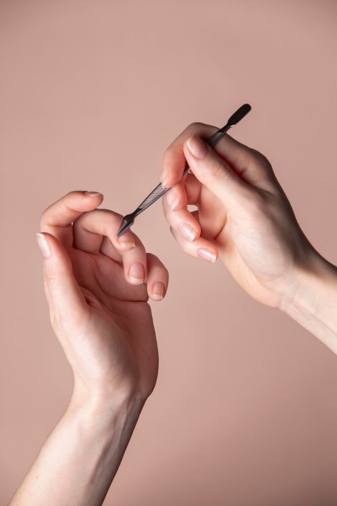 Cuticula & Nagelsinus: Wichtige Anatomie für Naildesigner*innen