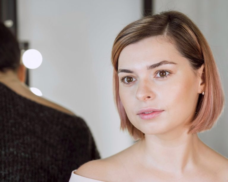 Ovales Gesicht: Universelle Lösungen für die Augenbrauenform