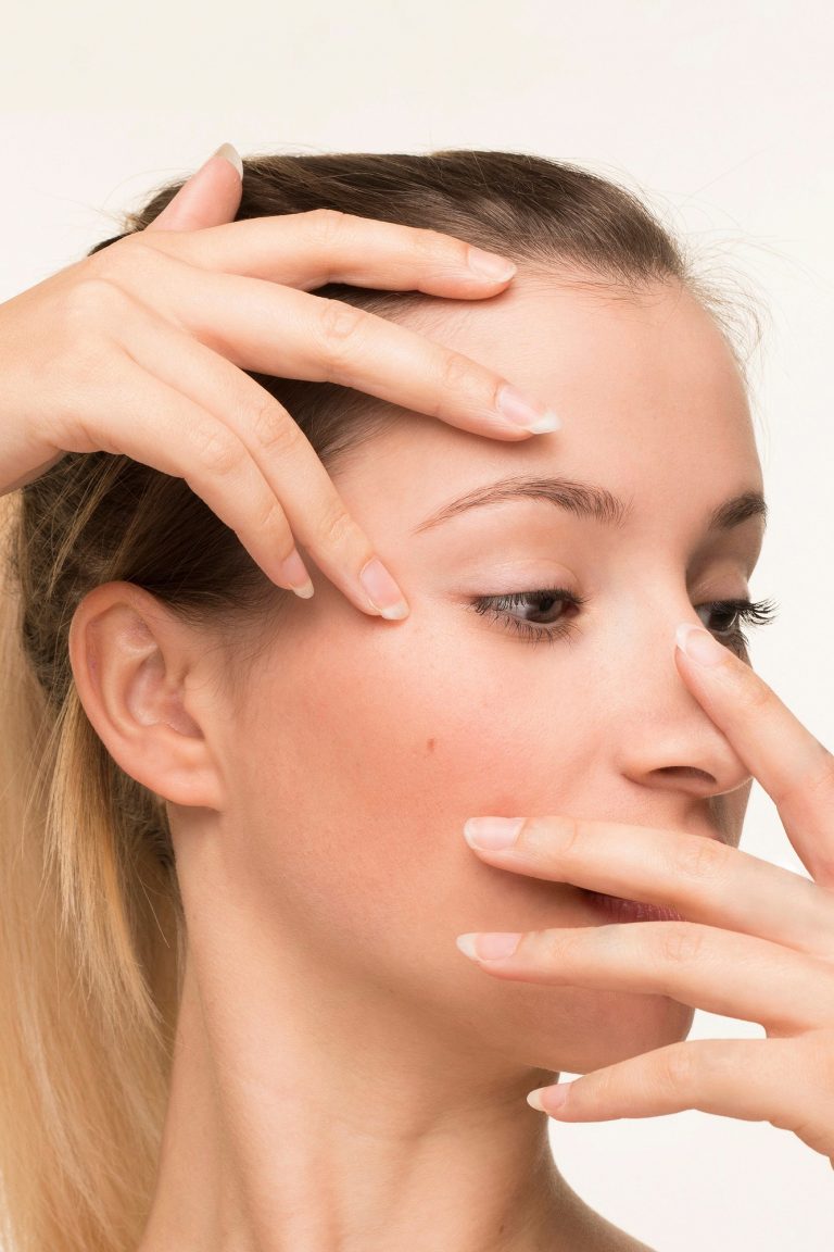 Einfluss der Genetik auf Länge und Dichte der Wimpern – MONLIS Schule