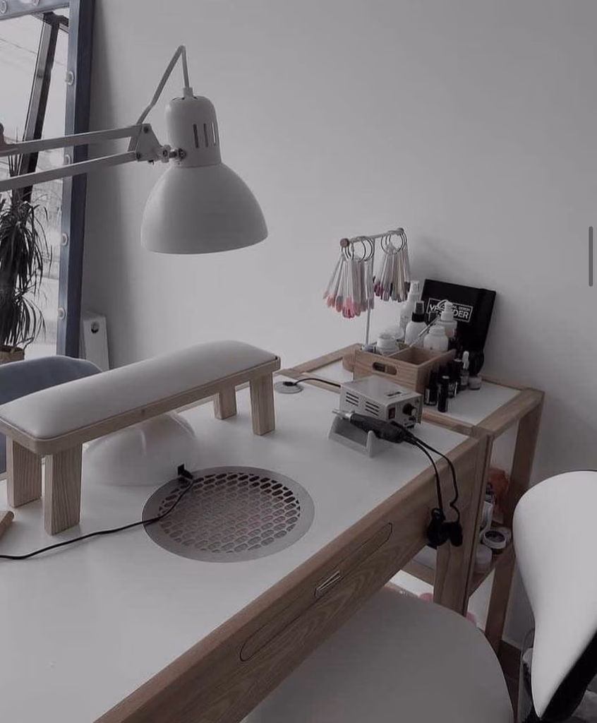 MONLIS Schule Beauty Galerie 8